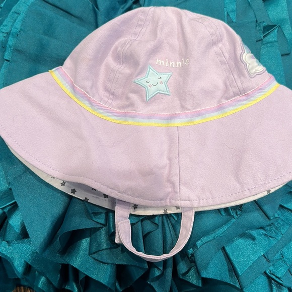 Little Girls Disney Bucket Hat - Picture 2 of 4
